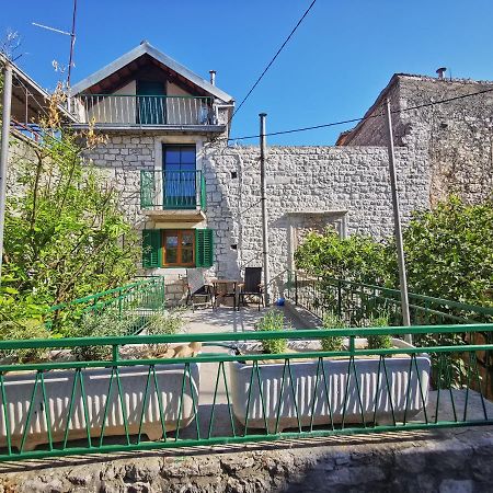 Authentico Deluxe Stari Grad Villa Стари Град Екстериор снимка