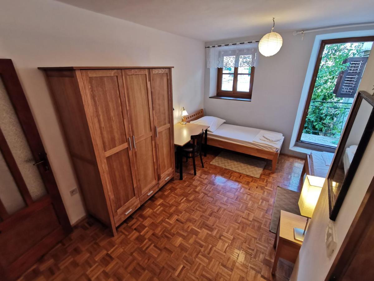 Authentico Deluxe Stari Grad Villa Стари Град Екстериор снимка